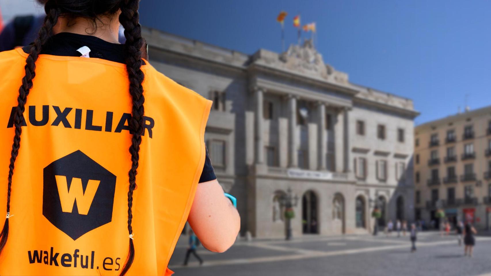 Fotomontaje de una empleada auxiliar de Wakeful S.L con el Ayuntamiento de Barcelona de fondo