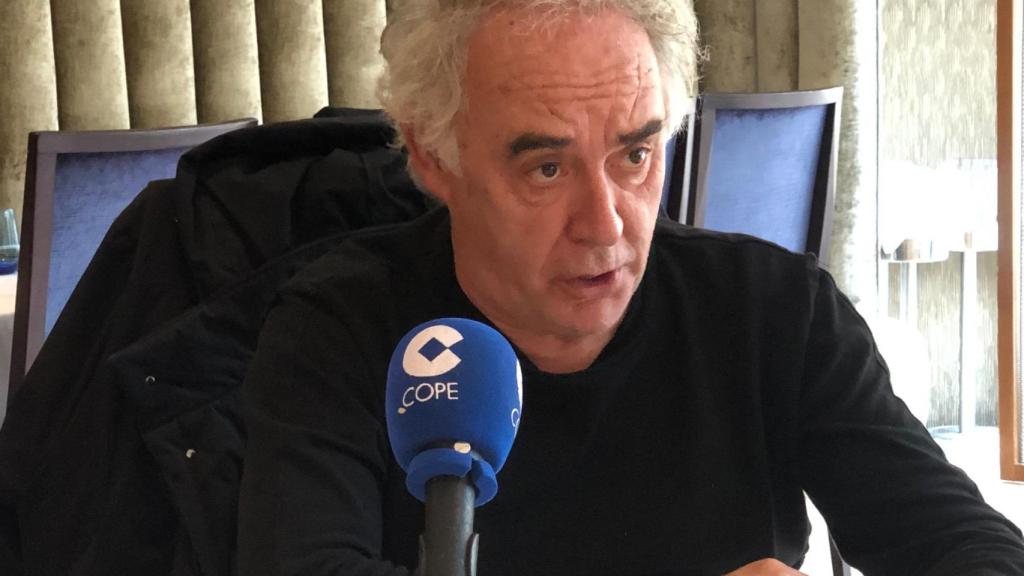 El chef Ferran Adrià, en la entrevista con la cadena Cope y 'Metrópoli'