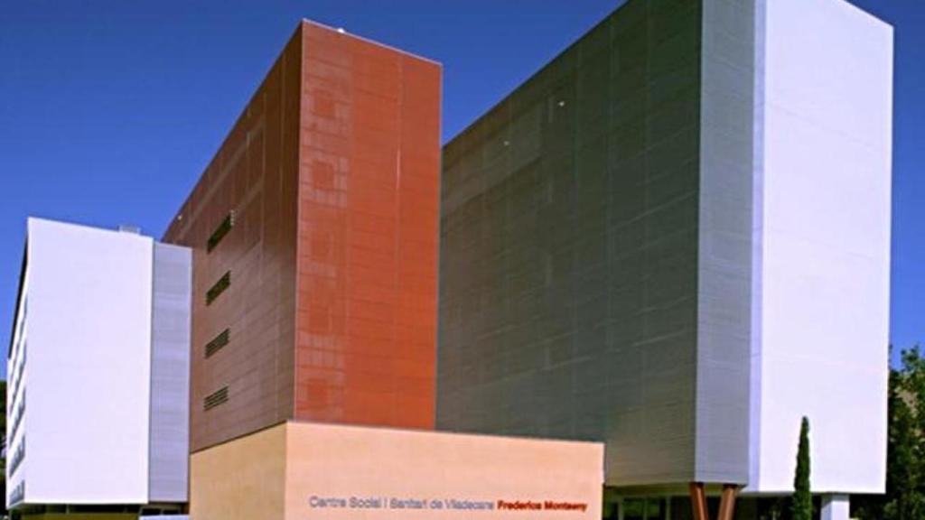 Exterior del Centro Sociosanitario Frederica Montseny