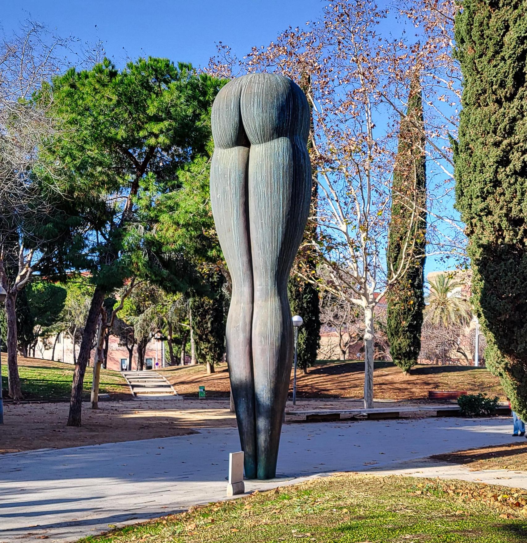 La escultura 'El culo', de Eduardo Úrculo