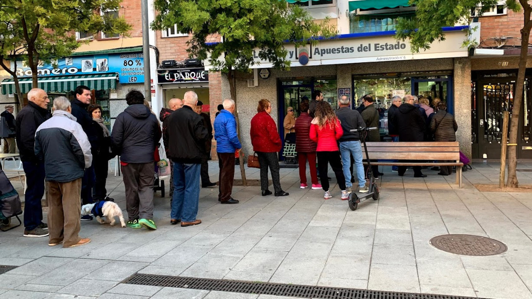 Administración de lotería número 6 (El Mercat) de Cornellà de Llobregat