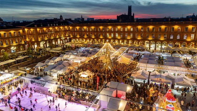 El pueblo navideño de la Place du Capitole de Toulouse