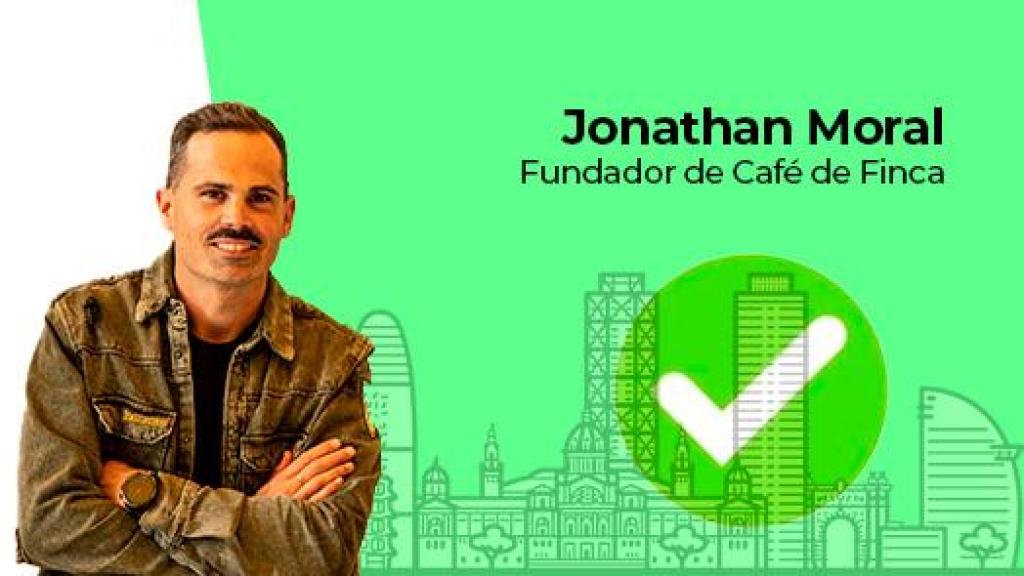 Pila verde de Jonathan Moral, fundador de Café de Finca