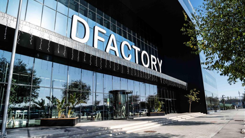 Fachada de DFactory