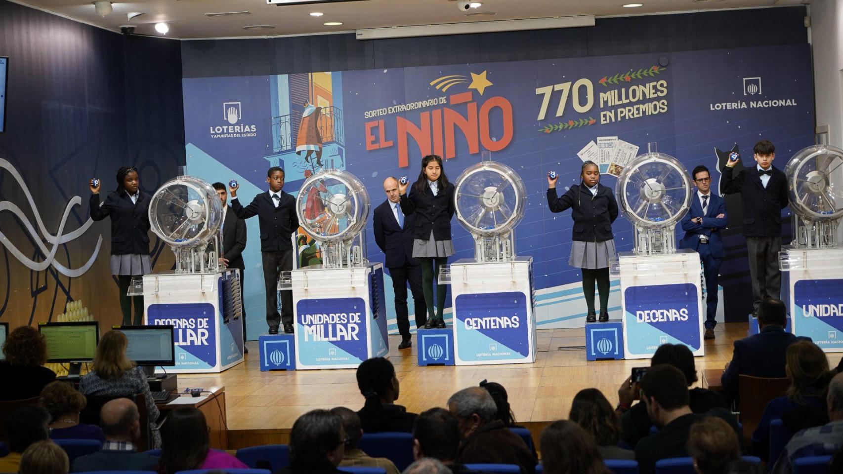 La Lotería del Niño deja varios premios en Barcelona y el área metropolitana