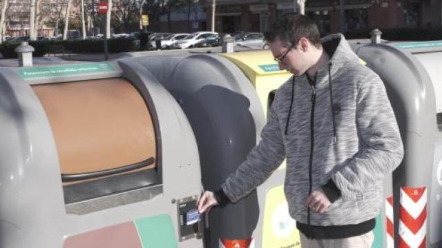 Contenedor inteligente en El Prat de Llobregat