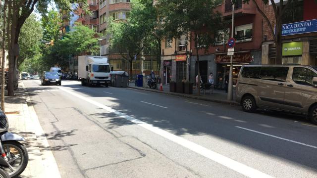 Tráfico en la calle de Mallorca / METRÓPOLI - RP