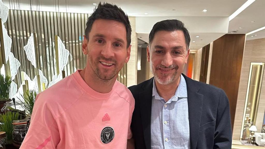 Leo Messi durante su visita al restaurante Gaudim