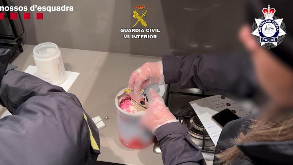 Agentes de los Mossos d’Esquadra, Guardia Civil y Policía Federal Australiana intervienen drogas de una organización criminal