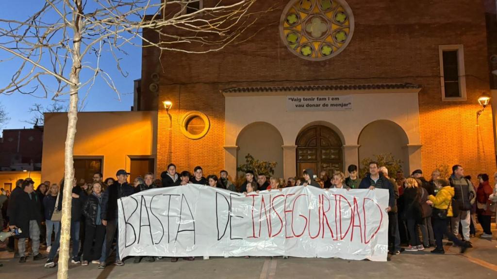 Sant Adrià de Besòs sale a la calle para protestar contra la inseguridad