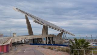 La pérgola fotovoltaica del Fòrum, un icono de innovación en Barcelona: casi 4.000 m2 y visible a 30 kilómetros