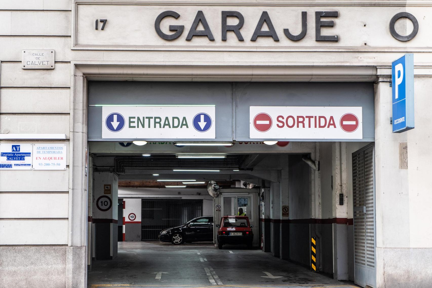 Garaje Occidente de la calle Calvet, uno de los más caros de Barcelona