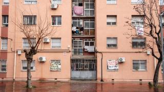 El apagón que unió a los vecinos de Pomar, en Badalona: "Los niños conocieron juegos de los 80"