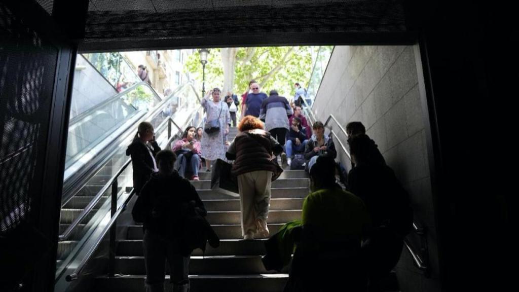 Una estación en Barcelona tras el apagón