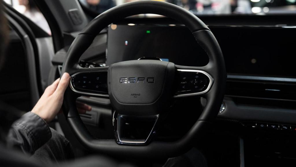 Detall de l'interior de l'Ebro s400 HEV