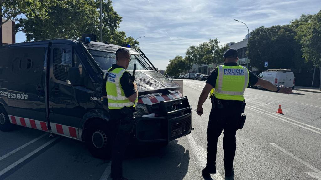 Macrodipositivo de Mossos en l'Hospitalet, Cornellà y Esplugues en el marco del 'Pla Kanpai'