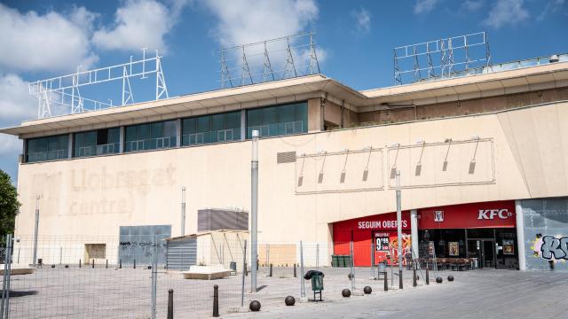 El KFC que sigue abierto en el centro comercial Llobregat Centre de Cornellà