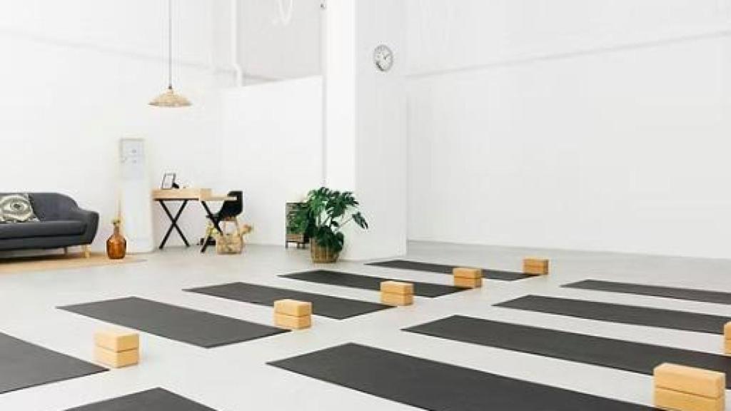 Interior de Satya Yoga, en el barrio de Sant Joan Baptista