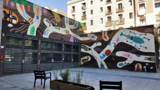 El rincón de Barcelona que conserva una cicatriz histórica: una “vergüenza” para la ciudad maquillada por un artista