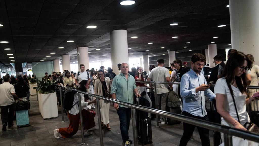 Viajeros en el Aeropuerto del Prat