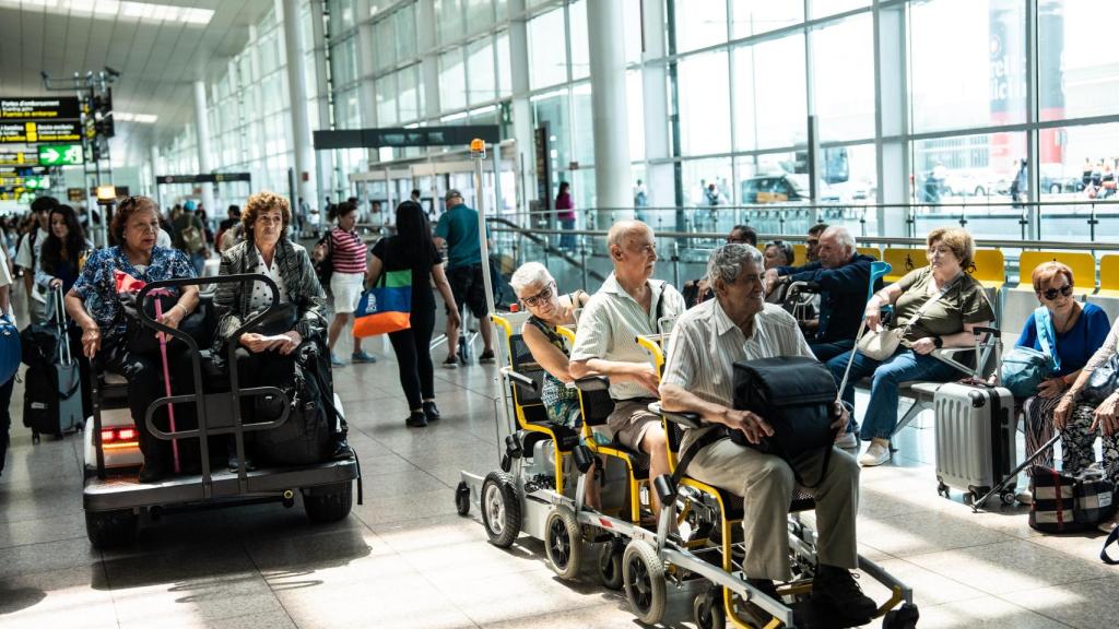 Viajeros en el Aeropuerto del Prat