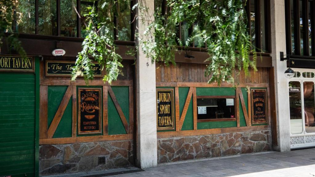 Dublins Sport Tavern en la plaza de Joan Llongueras, que también gestionará Galera Group