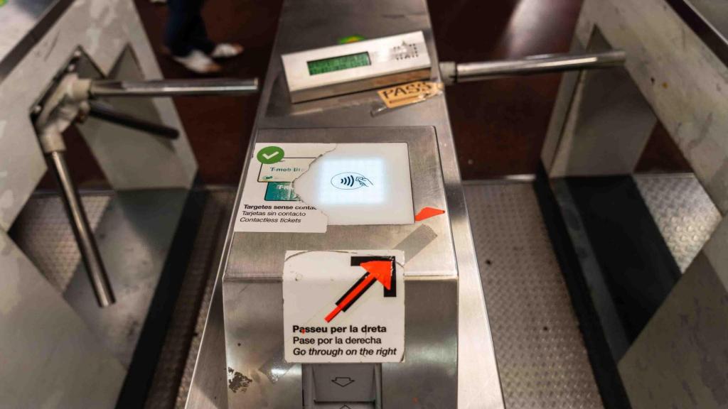 Tornos del metro de Passeig de Grácia