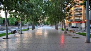 Los vecinos de las Tres Chimeneas de Sant Adrià abrazan la llegada de Inditex: "Se convertirá en un polo de atracción"