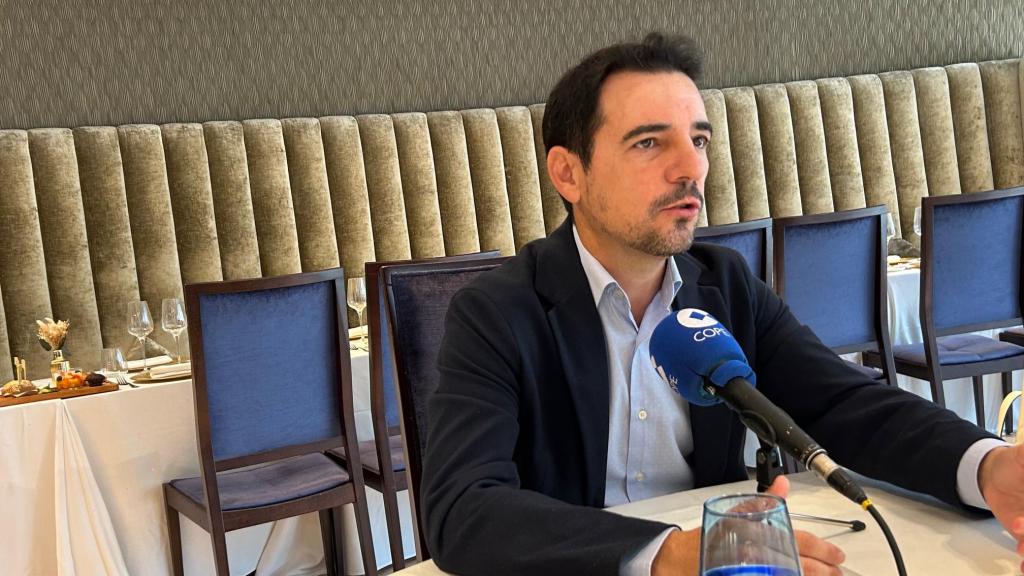 El alcalde de Castelldefels, Manu Reyes, en la entrevista con Cope y 'Metrópoli'