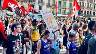 Cientos de trabajadores de limpieza de Barcelona reclaman "justicia" por la muerte de Montse Aguilar