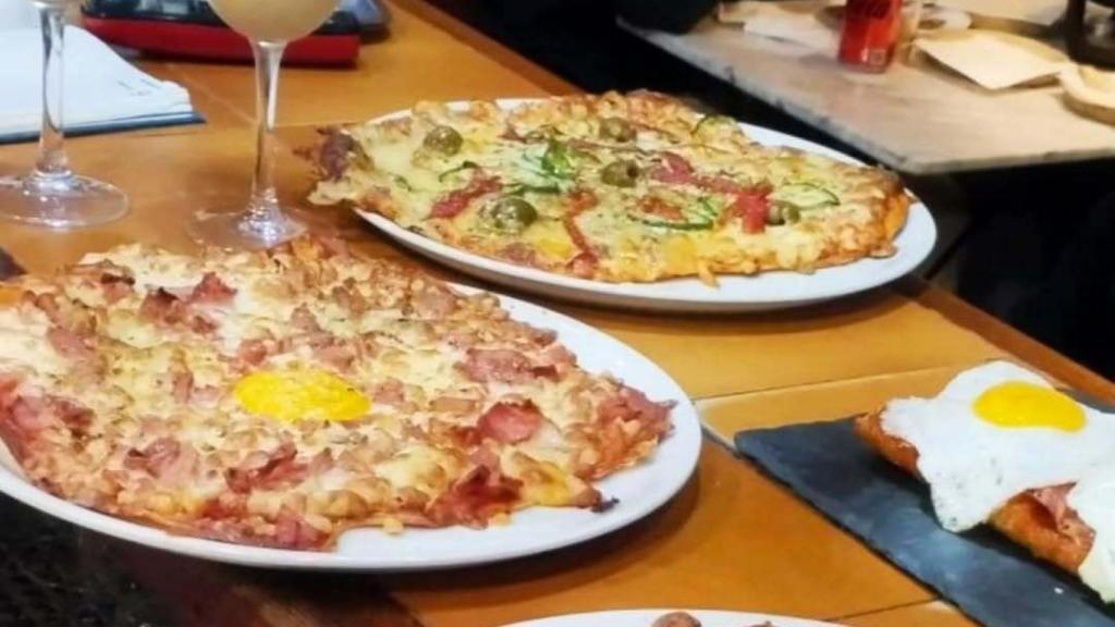 Unas pizzas en el Neruca de Badalona