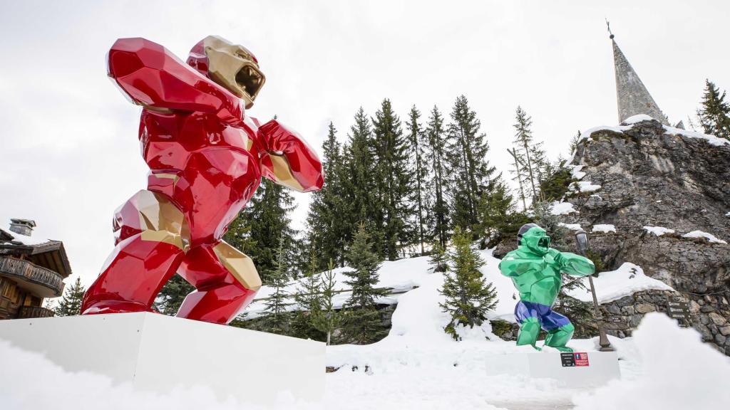 Escultures de Richard Orlinski a les pistes d'esquí de Courchevel