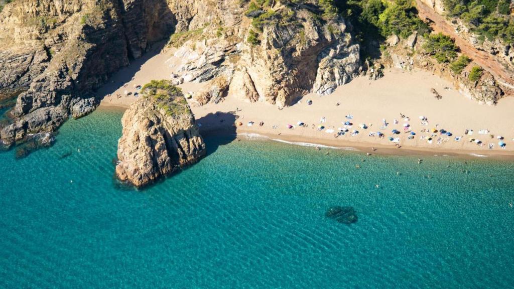 Cala Illa Roja en la Costa Brava