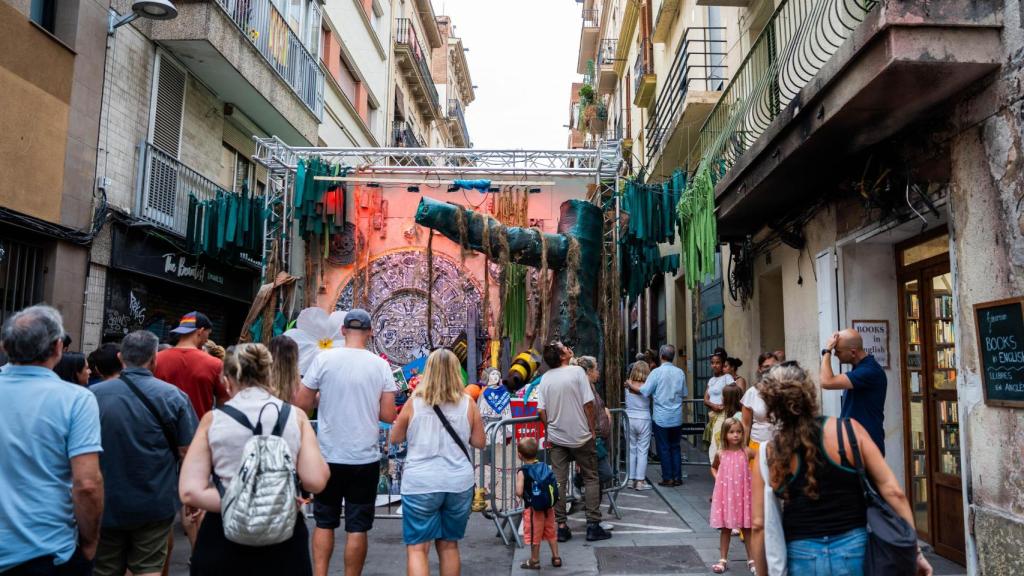 Calle Verdi durante las Fiestas de Gràcia 2025